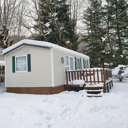 Mobile-home Confort 3 Au Camping, Kamp alanı La Bourboule